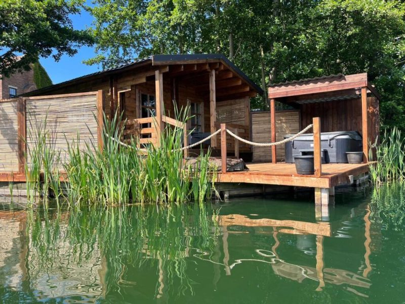 Log Cabin Holidays With Fishing Lakes Dog Friendly